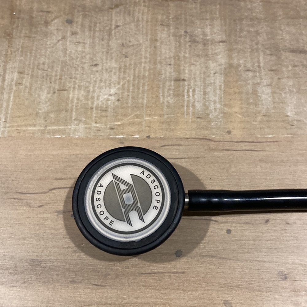 Stethoscope - Picture 2 of 5